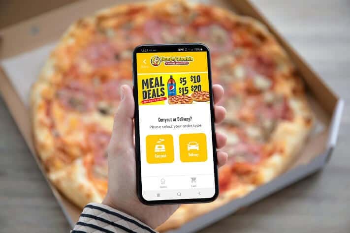 Four Ways to Make the Most of Your Online Ordering Pizza App